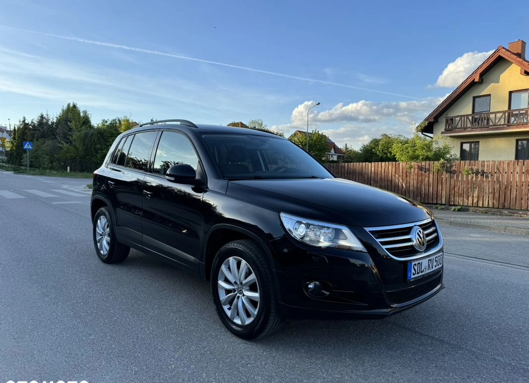 Volkswagen Tiguan cena 34900 przebieg: 122142, rok produkcji 2011 z Przasnysz małe 742